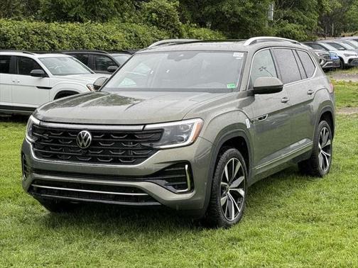 2025 Volkswagen Atlas 2.0T SEL Premium R-Line 4MOTION