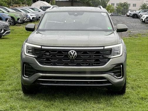 2025 Volkswagen Atlas 2.0T SEL Premium R-Line 4MOTION