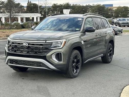 2025 Volkswagen Atlas 2.0T Peak Edition