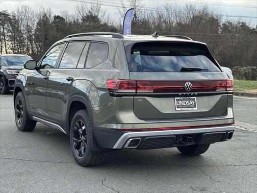 2025 Volkswagen Atlas 2.0T Peak Edition