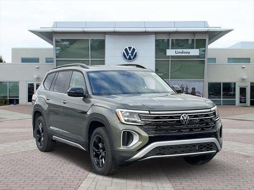 2025 Volkswagen Atlas 2.0T Peak Edition