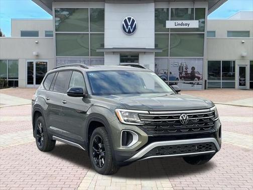 2025 Volkswagen Atlas 2.0T Peak Edition