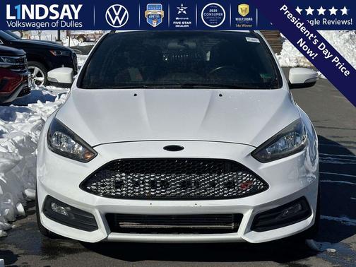 2018 Ford Focus ST ST