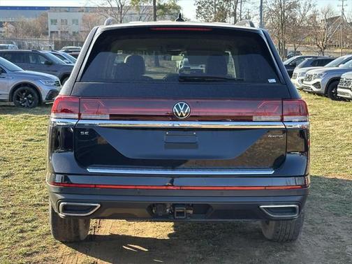 2025 Volkswagen Atlas 2.0T SE w/Technology 4MOTION