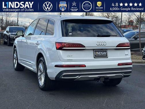 2023 Audi Q7 55 Premium Plus