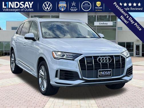 2023 Audi Q7 55 Premium Plus