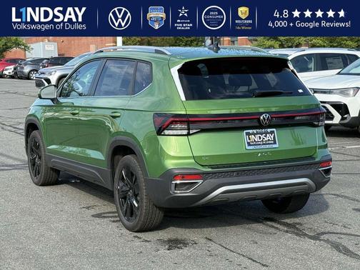 2025 Volkswagen Taos 1.5T SE