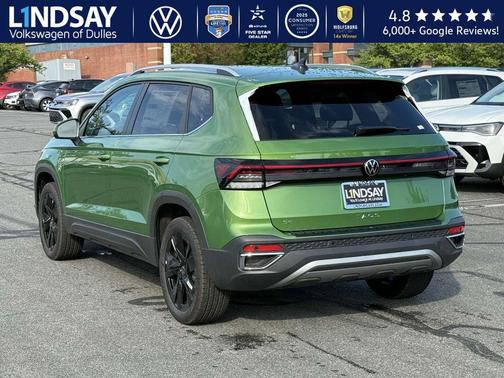2025 Volkswagen Taos 1.5T SE