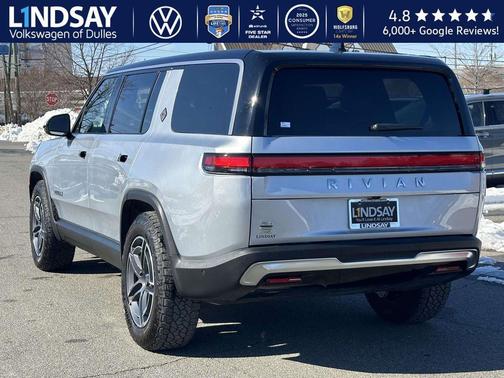 2025 Rivian R1S Adventure Dual Motor Standard Pack