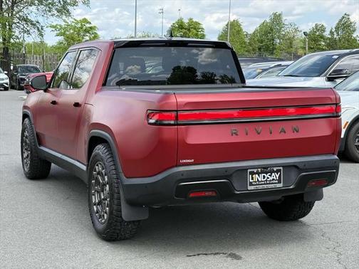 2022 Rivian R1T Adventure