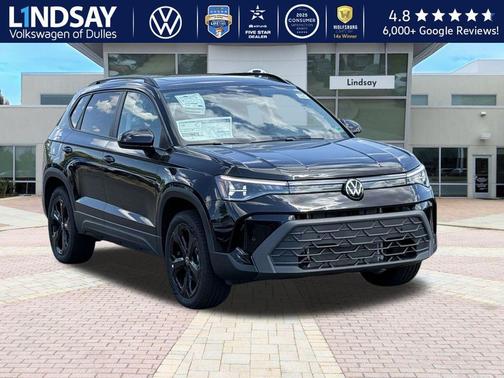 2025 Volkswagen Taos 1.5T SE Black