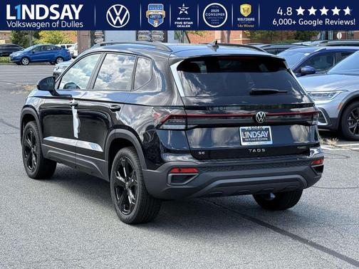 2025 Volkswagen Taos 1.5T SE Black