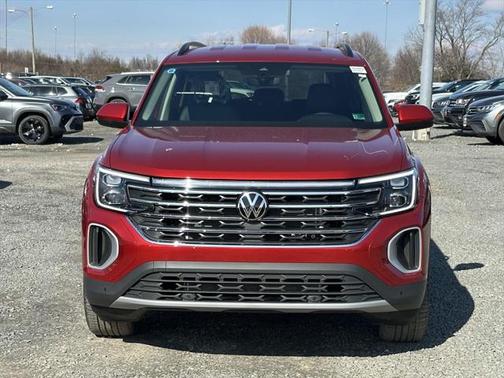 2025 Volkswagen Atlas 2.0T SE w/Technology 4MOTION