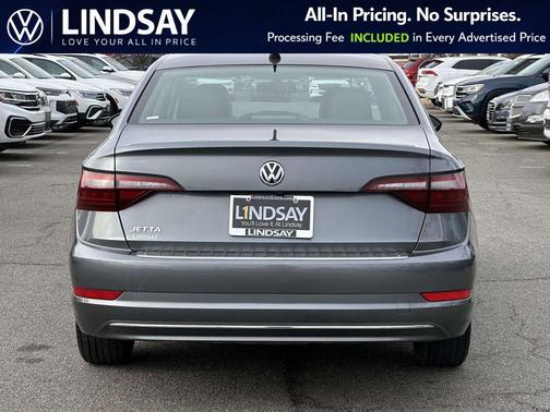 Platinum Gray Metallic 2020 Volkswagen Jetta 1.4T R-Line