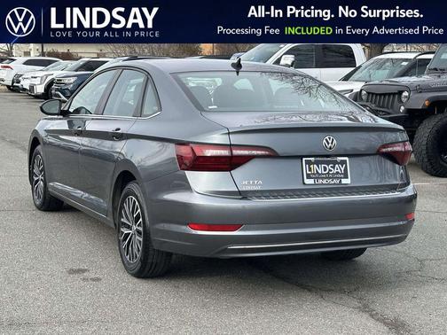 Platinum Gray Metallic 2020 Volkswagen Jetta 1.4T R-Line