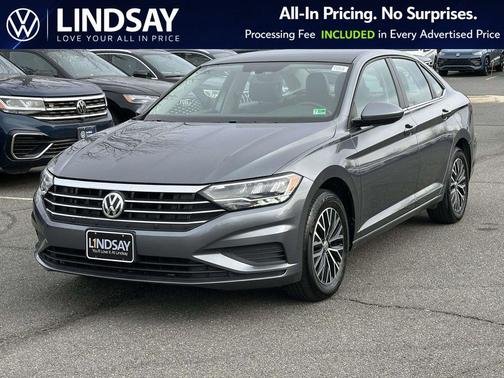 Platinum Gray Metallic 2020 Volkswagen Jetta 1.4T R-Line