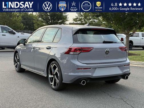 2025 Volkswagen Golf GTI 2.0T SE DSG