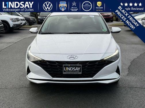 2022 Hyundai ELANTRA SEL