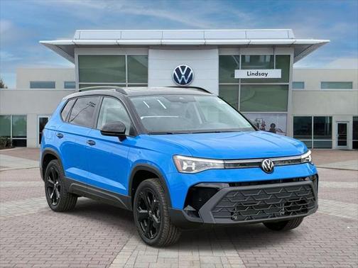 2025 Volkswagen Taos 1.5T SE Black
