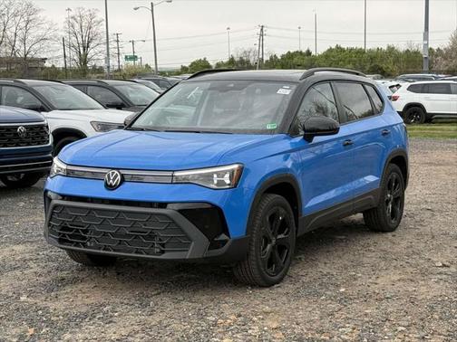 2025 Volkswagen Taos 1.5T SE Black