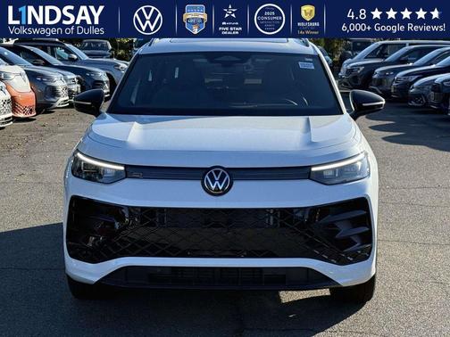 2025 Volkswagen Tiguan 2.0T SE R-Line Black