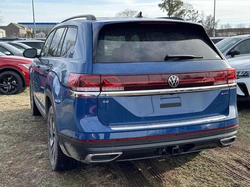 2025 Volkswagen Atlas 2.0T SE w/Technology 4MOTION