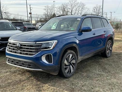 2025 Volkswagen Atlas 2.0T SE w/Technology 4MOTION