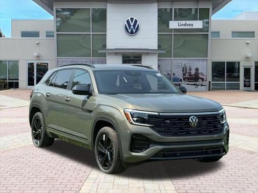 2025 Volkswagen Atlas Cross Sport 2.0T SEL