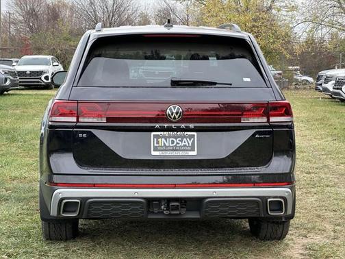2025 Volkswagen Atlas 2.0T Peak Edition