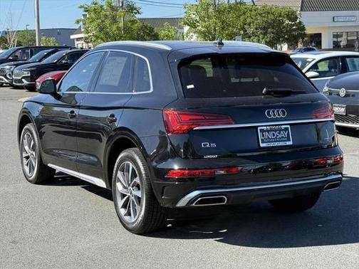 2022 Audi Q5 45 S line Premium