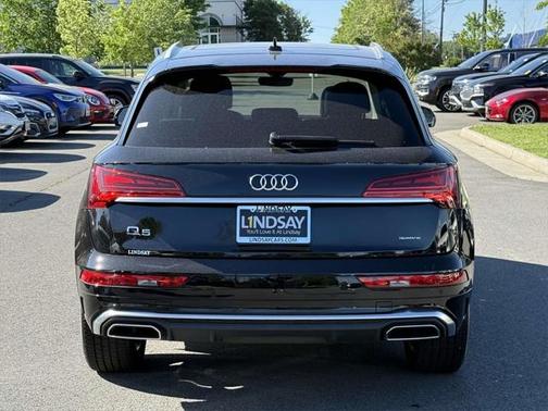 2022 Audi Q5 45 S line Premium