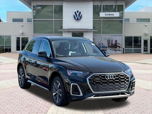 2022 Audi Q5 45 S line Premium