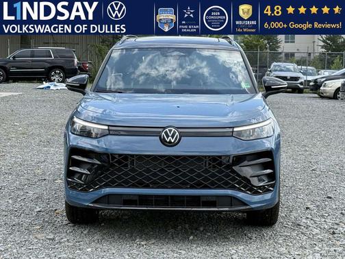 2025 Volkswagen Tiguan 2.0T SE R-Line Black 4MOTION