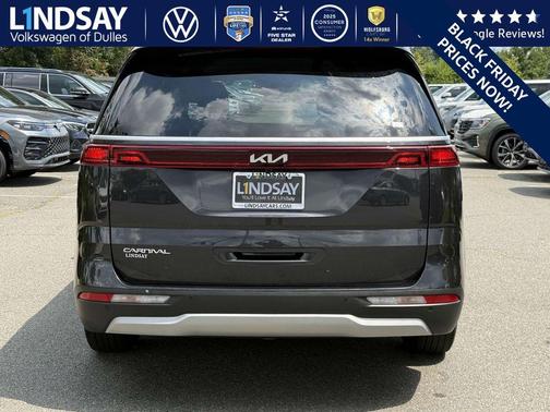 2024 Kia Carnival LX
