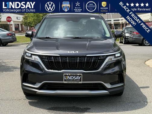 2024 Kia Carnival LX