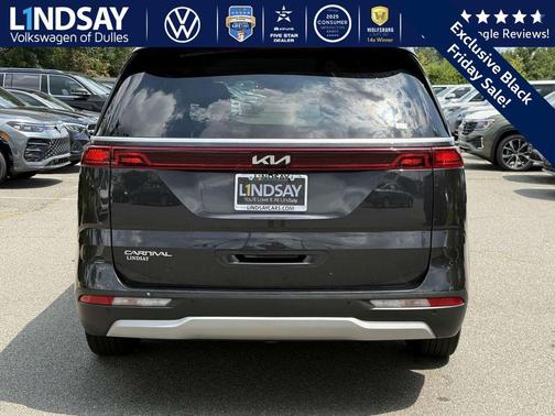 2024 Kia Carnival LX