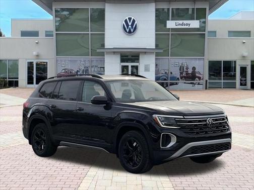2025 Volkswagen Atlas 2.0T Peak Edition