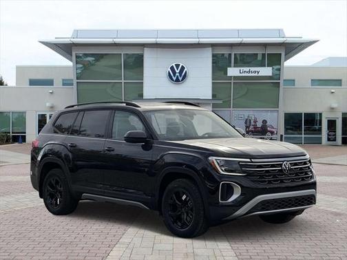 2025 Volkswagen Atlas 2.0T Peak Edition