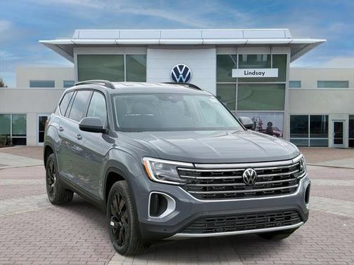 2025 Volkswagen Atlas 2.0T SE w/Technology 4MOTION