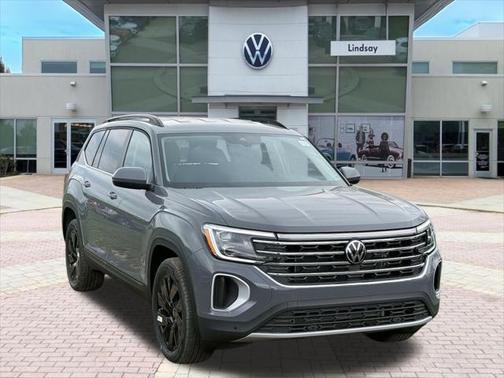 2025 Volkswagen Atlas 2.0T SE w/Technology 4MOTION
