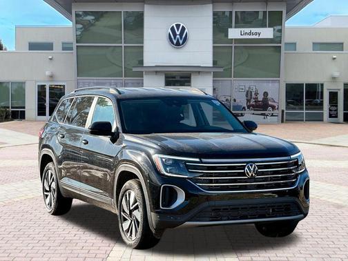 2025 Volkswagen Atlas 2.0T SE w/Technology 4MOTION
