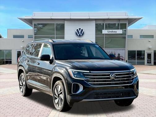2025 Volkswagen Atlas 2.0T SE w/Technology 4MOTION
