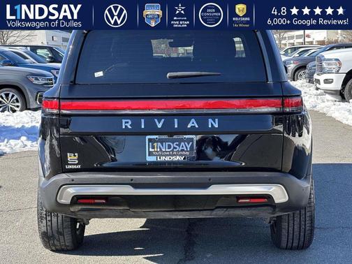 2023 Rivian R1S Adventure