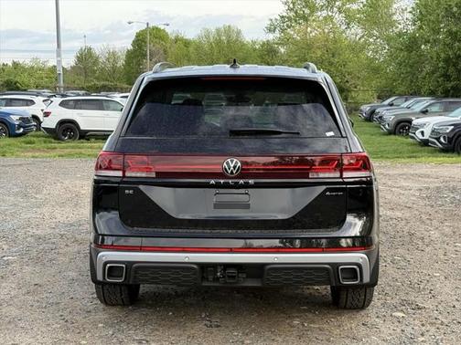 2025 Volkswagen Atlas 2.0T Peak Edition