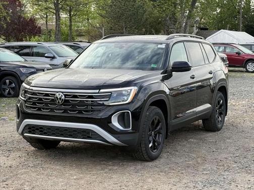 2025 Volkswagen Atlas 2.0T Peak Edition