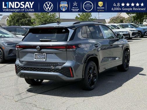 2025 Volkswagen Tiguan 2.0T SE R-Line Black 4MOTION