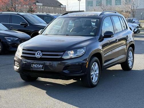 2016 Volkswagen Tiguan S