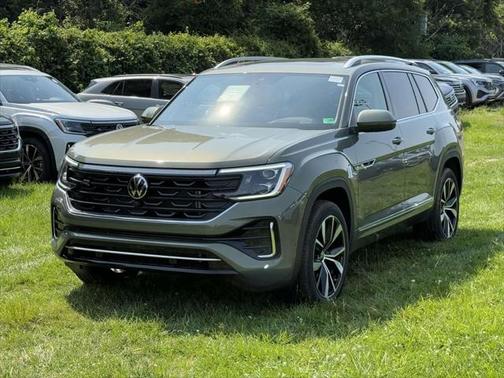 2025 Volkswagen Atlas 2.0T SEL Premium R-Line 4MOTION