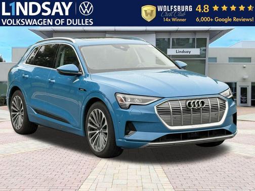 2019 Audi e-tron Premium Plus