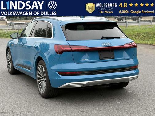 2019 Audi e-tron Premium Plus